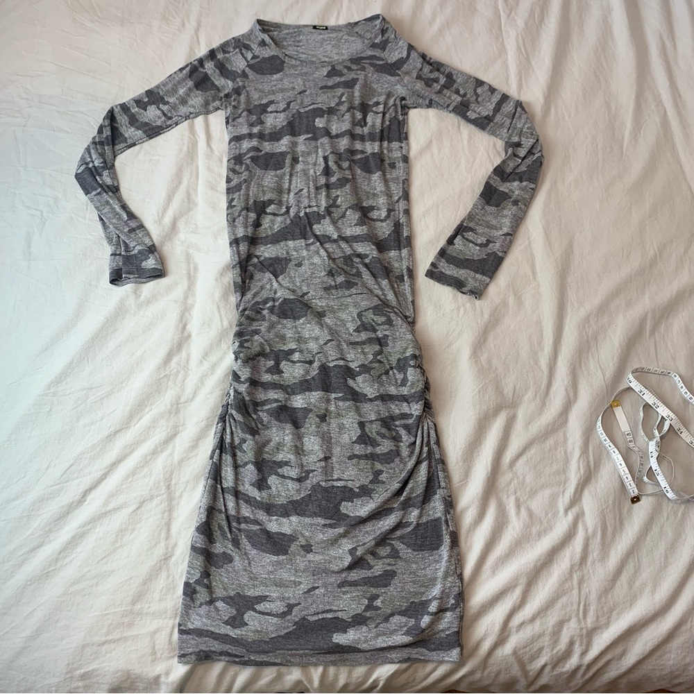 Monrow camouflage dress very colour in size small